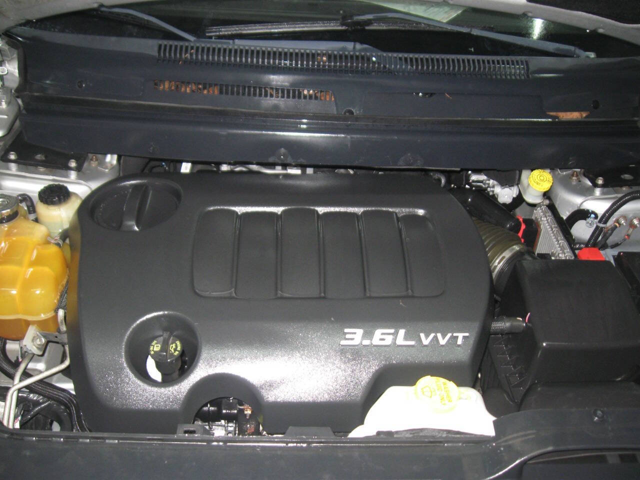 Silver 2011 Dodge Journey Lux Lux 4dr SUV 12
