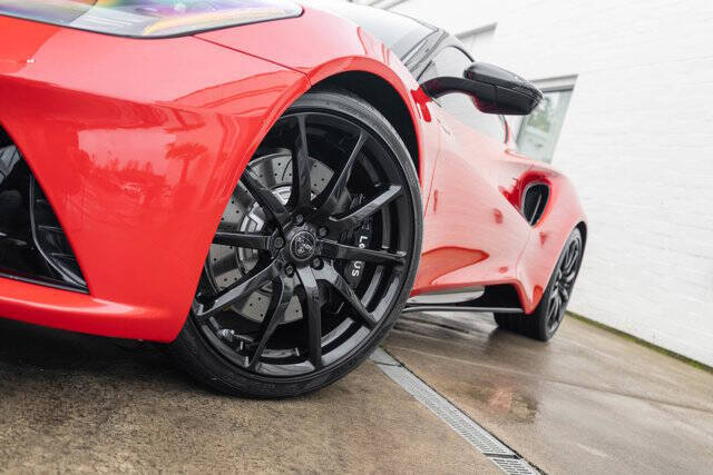 2025 Lotus Emira V6 Base