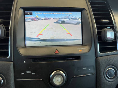 2015 Ford Taurus SEL