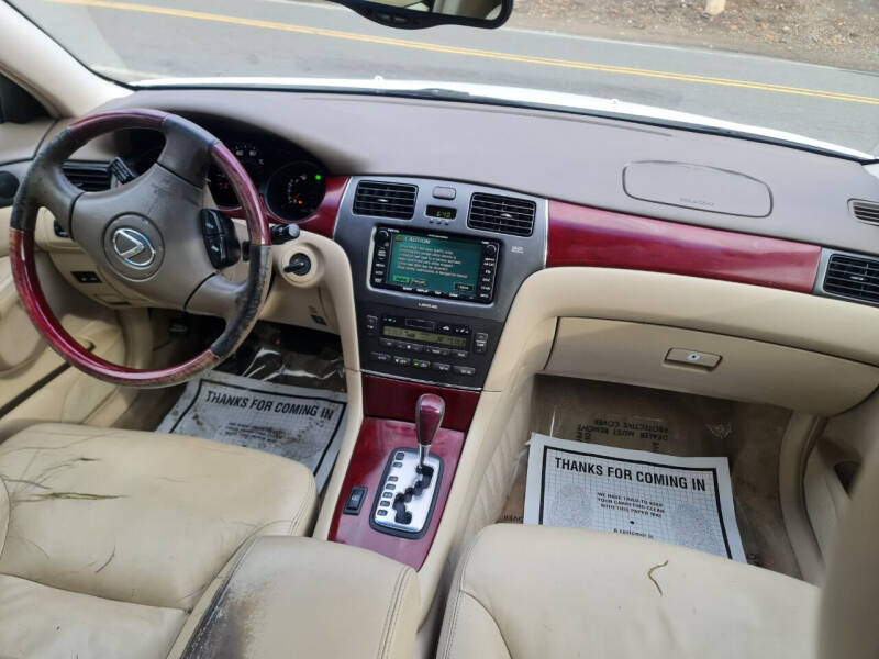 2004 Lexus ES 330