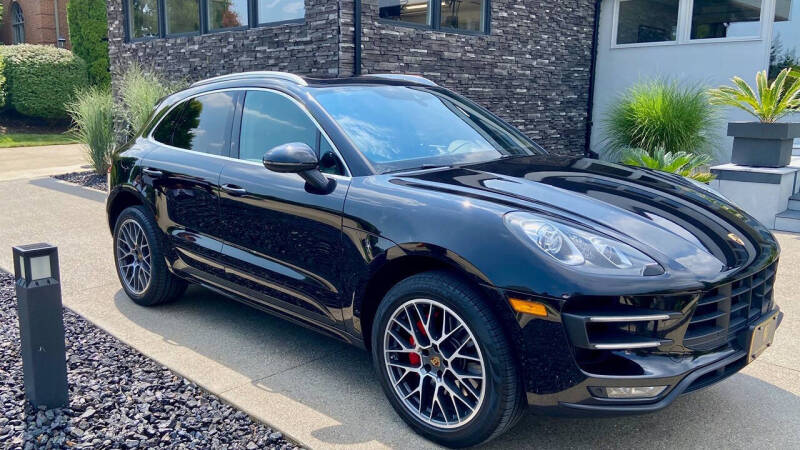 2015 Porsche Macan Turbo