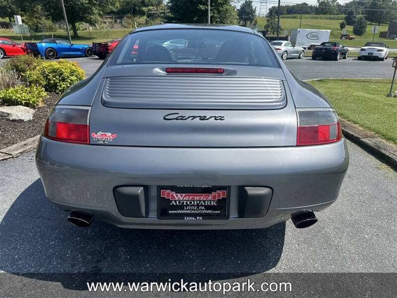2001 Porsche 911 Carrera