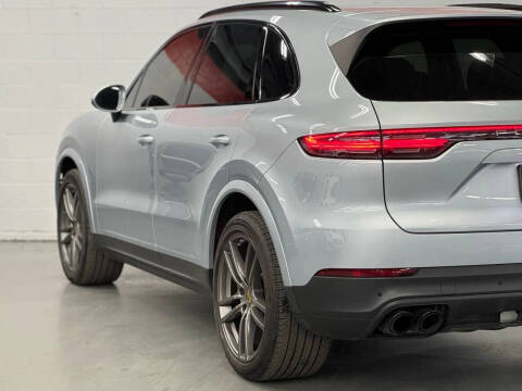 2023 Porsche Cayenne