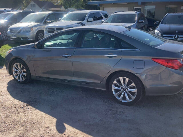 2011 Hyundai SONATA for sale at Dakota Auto Inc in Dakota City, NE