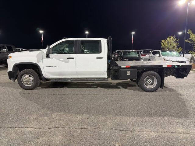 2022 Chevrolet Silverado 3500HD CC Work Truck