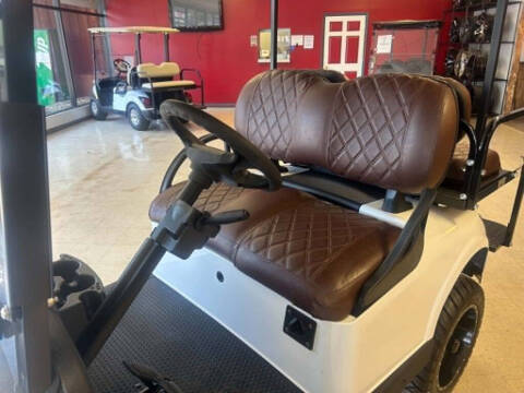 2020 E-Z-GO RXV ELiTE