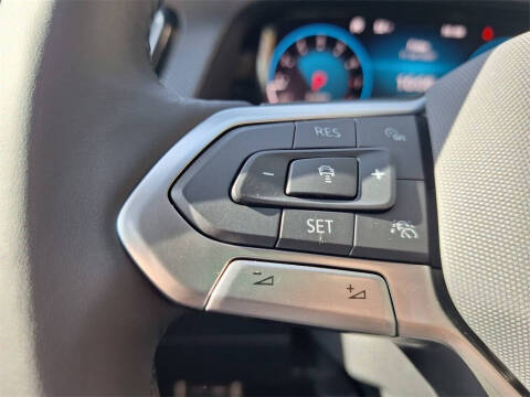 2026 Volkswagen Atlas Cross Sport SEL Premium R-Line 4Motion