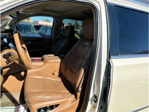 2015 Cadillac Escalade Platinum