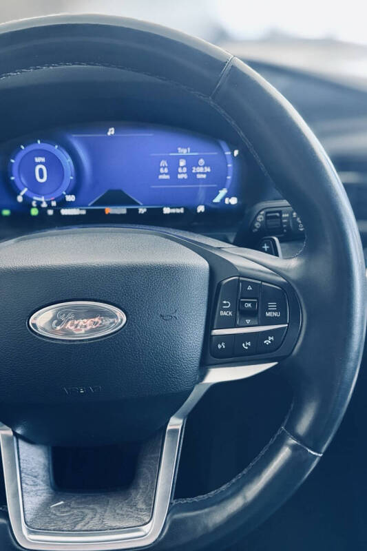 2020 Ford Explorer Platinum