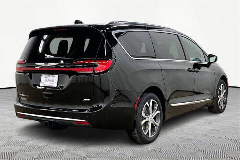 2026 Chrysler Pacifica Pinnacle