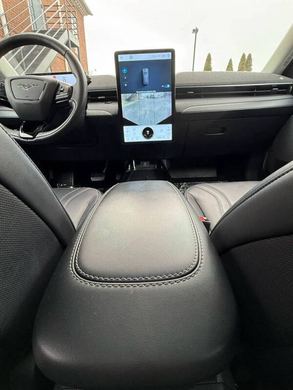 2021 Ford Mustang Mach-E Premium