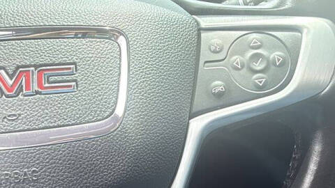 2020 GMC Acadia SLT