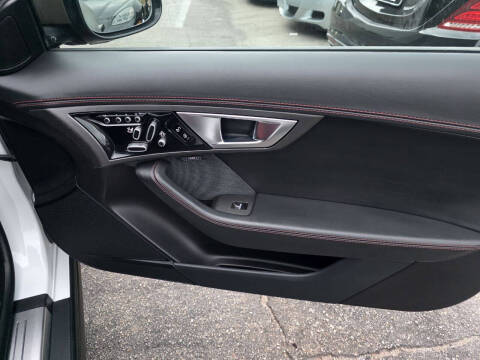 2015 Jaguar F-TYPE R