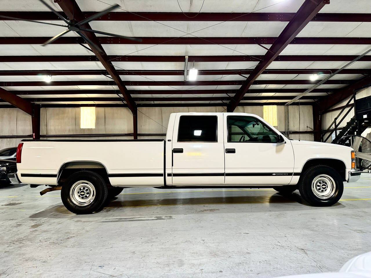 2000 Chevrolet C/K 3500 Series for sale at Carnival Car Company in Victoria, TX