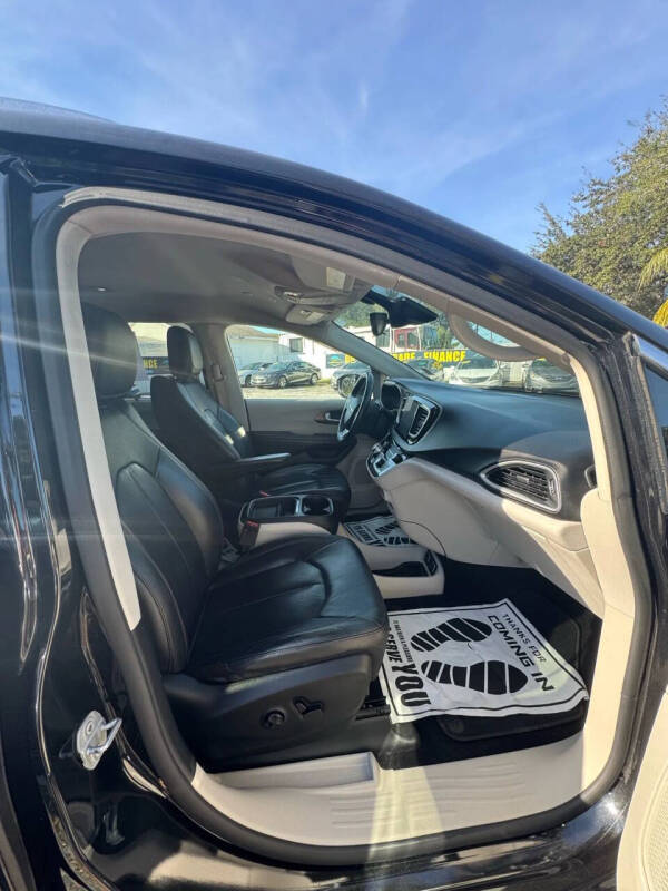 2018 Chrysler Pacifica Touring L