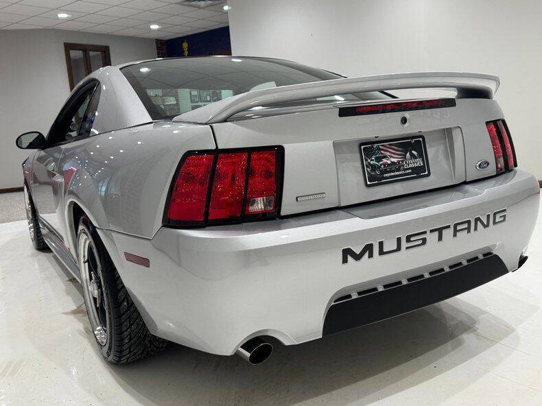 2000 Ford Mustang