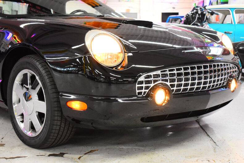 2002 Ford Thunderbird Deluxe