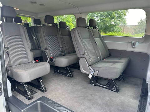2015 Ford Transit 150 XL