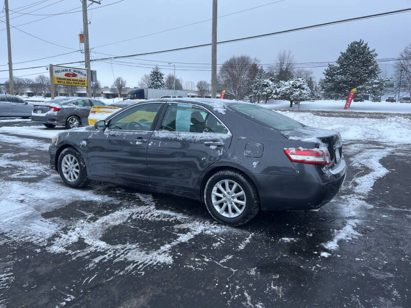 2011 Toyota Camry SE V6
