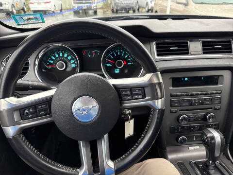 2014 Ford Mustang V6