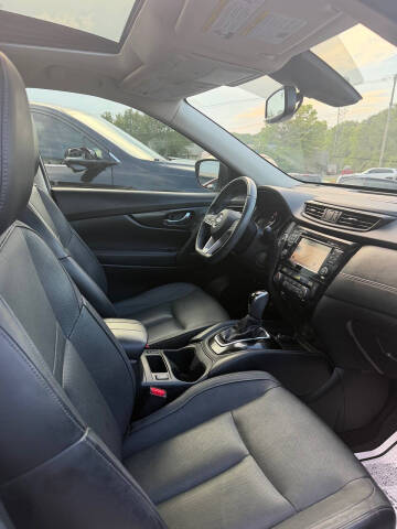 2017 Nissan Rogue SL