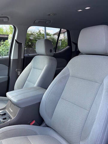 2018 Chevrolet Traverse LT Cloth