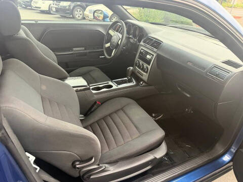 2010 Dodge Challenger SE