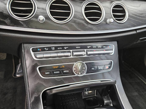 2019 Mercedes-Benz E-Class E 300