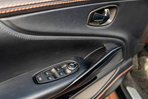 2022 Aston Martin DBX