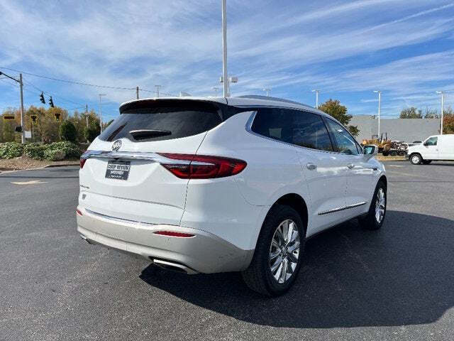 2020 Buick Enclave 8