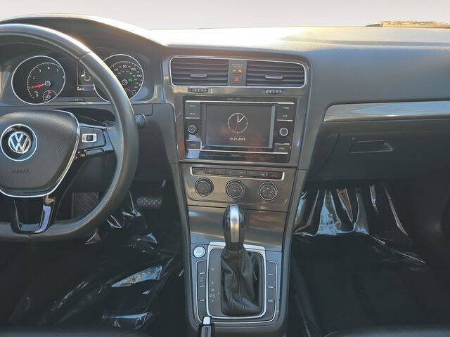 2020 Volkswagen Golf TSI