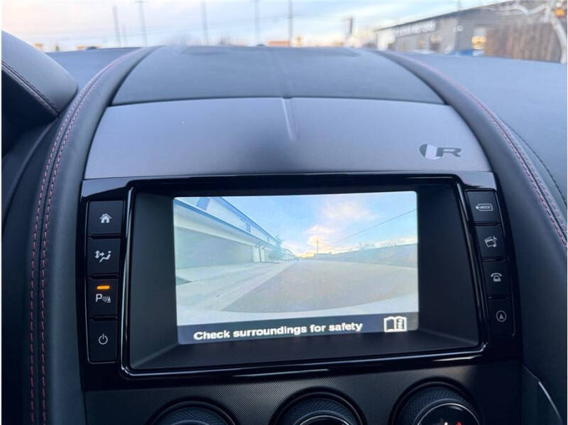 2017 Jaguar F-TYPE R