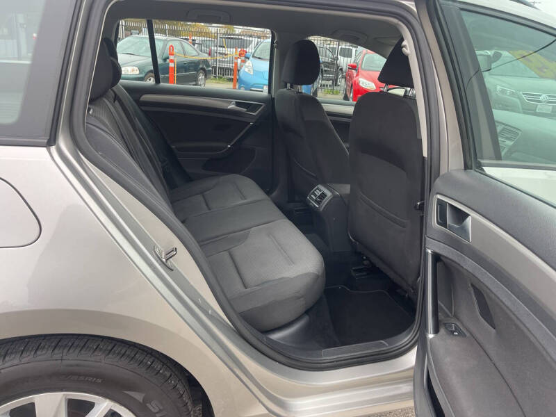 2016 Volkswagen Golf SportWagen TSI Limited Edition