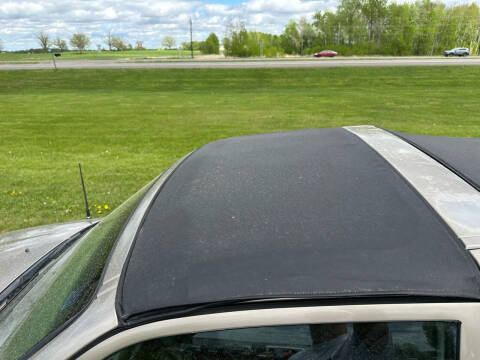 2002 Chevrolet Tracker