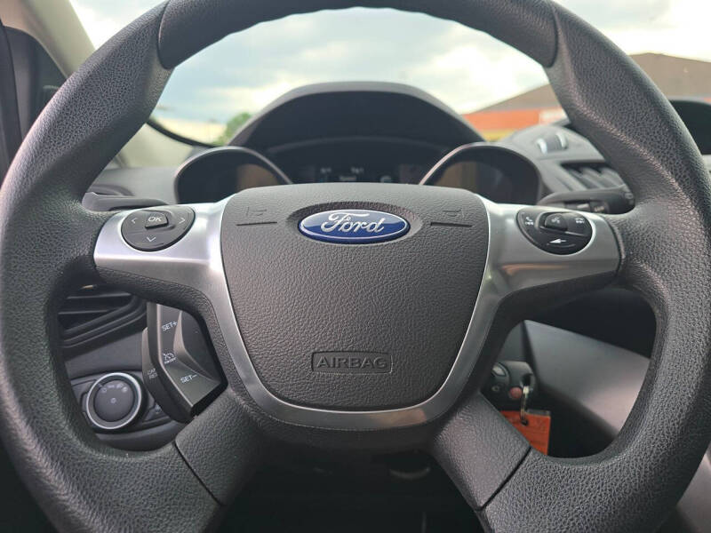 2016 Ford Escape SE