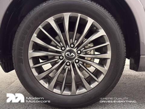 2024 Infiniti QX80 Premium Select