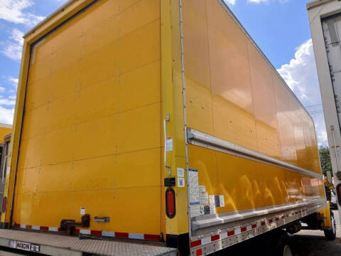 2019 Freightliner M2 106