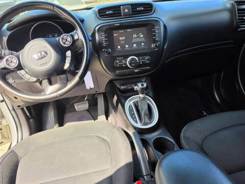 2018 Kia Soul +