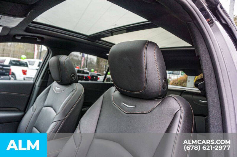 2022 Cadillac XT4 Sport