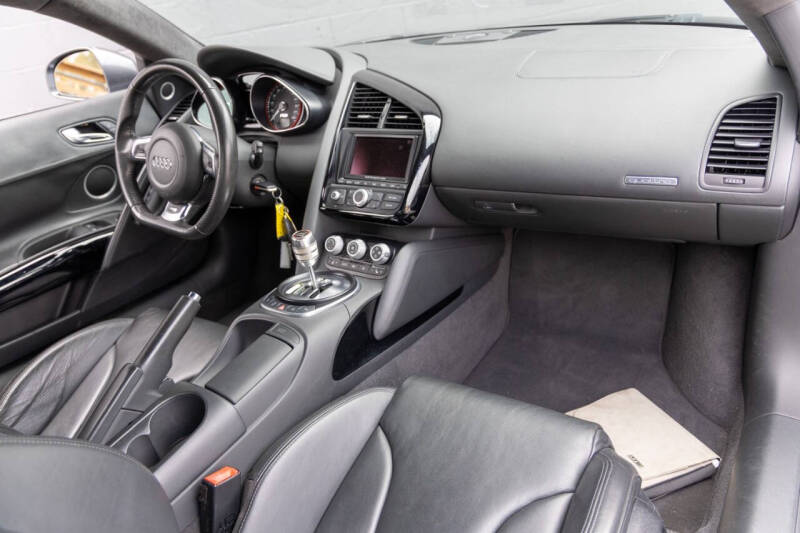 2011 Audi R8 5.2 quattro