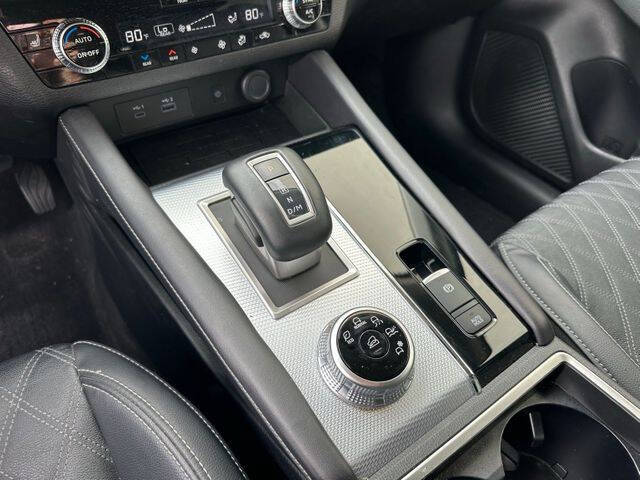 2024 Mitsubishi Outlander SEL