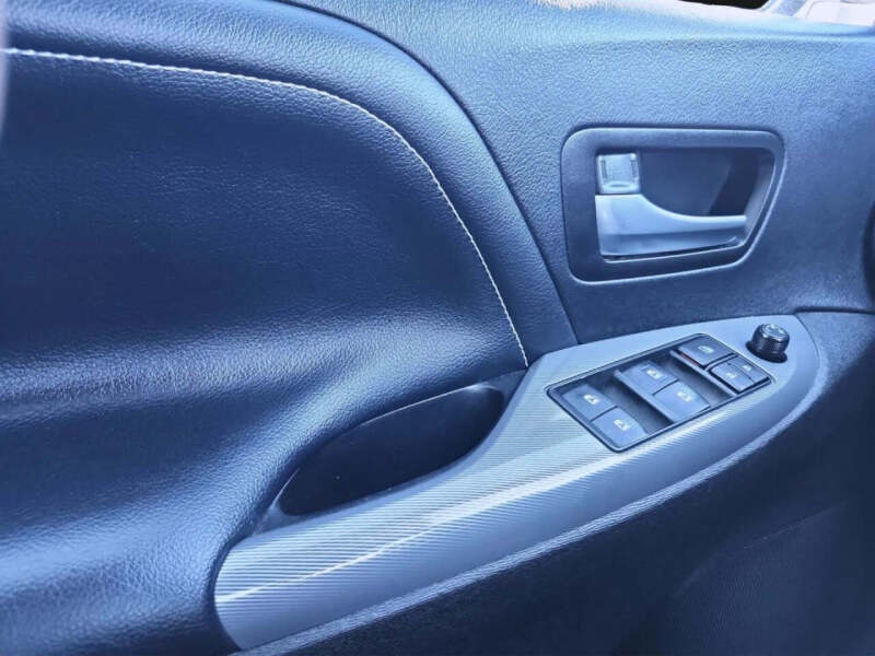 2020 Toyota Sienna SE Premium 8-Passenger