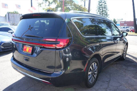 2021 Chrysler Pacifica Touring L