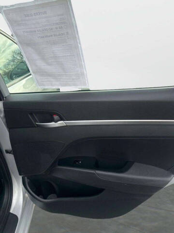 2019 Hyundai Elantra