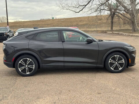 2022 Ford Mustang Mach-E Select
