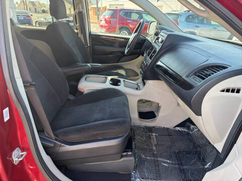 2016 Dodge Grand Caravan SXT Plus
