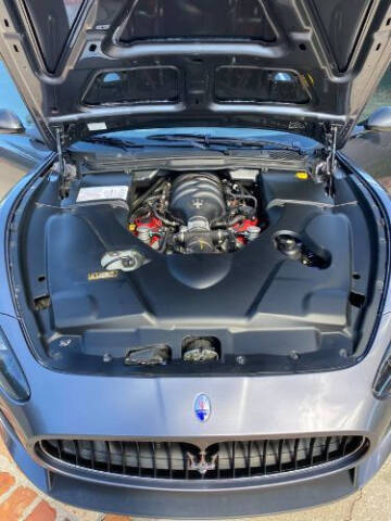 2014 Maserati Gran Turismo