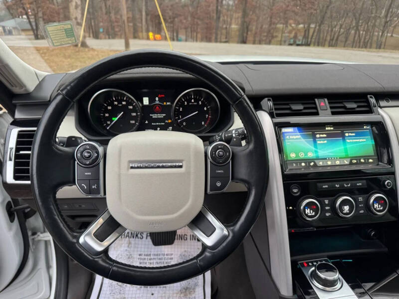 2017 Land Rover Discovery HSE Luxury