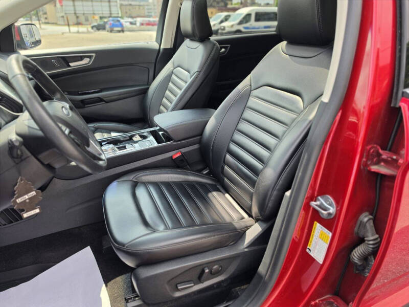 2020 Ford Edge