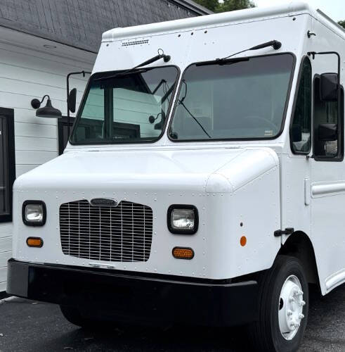 2013 Freightliner MT55 Chassis